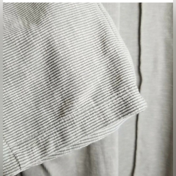 Gray Donni cardigan sweater OSFA - Picture 3 of 5